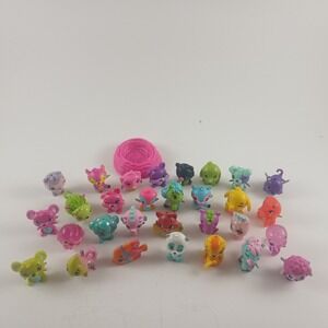 Hatchimals Colleggtibles Lot of 30 Plus 1‎ Nest - Excellent Used Condition